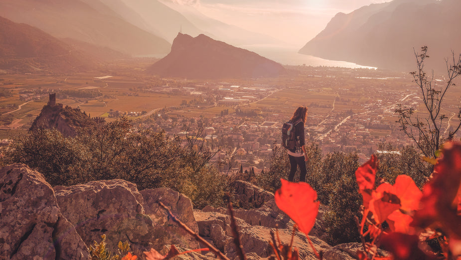 Hiking and Outdoor Activities: Hidden Culprits of Acne!